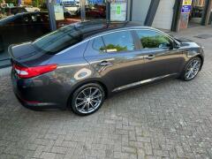 Kia-Optima-17