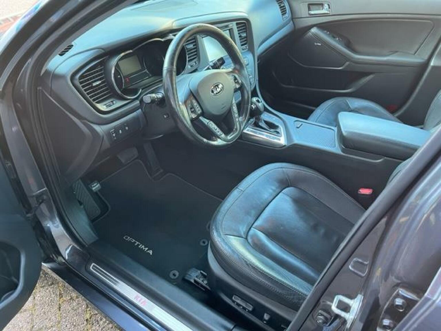 Kia-Optima-1
